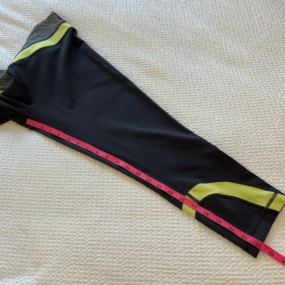 Lululemon Gray Run Inspire Crop ll Leggings - Picture 9 of 9